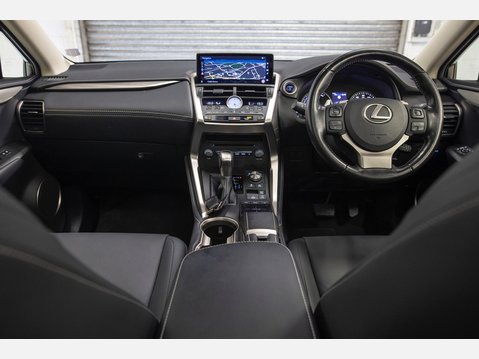Lexus NX 2.5 300h GPF Premium SUV 5dr Petrol Hybrid E-CVT 4WD Euro 6 (s/s) (197 ps) 8