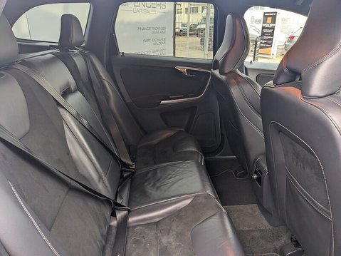 Volvo XC60 D4 R-DESIGN NAV 16