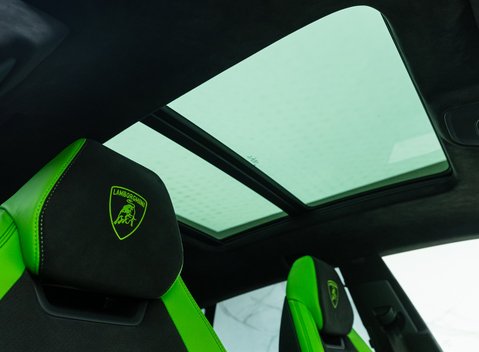 Lamborghini Urus PEARL CAPSULE 17