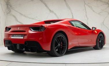 Ferrari 488 SPIDER 6