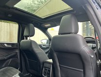 Ford Kuga 2.5 EcoBoost Duratec 14.4kWh ST-Line X SUV 5dr Pet 17