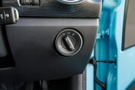 Volkswagen Up BLACK EDITION 11