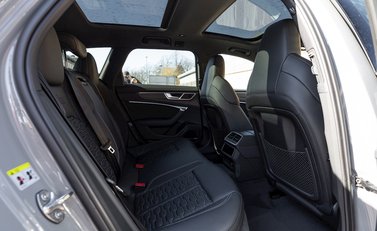 Audi RS6 Avant Vorsprung 15