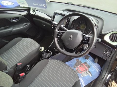 Peugeot 108 Top 1.0cc 5
