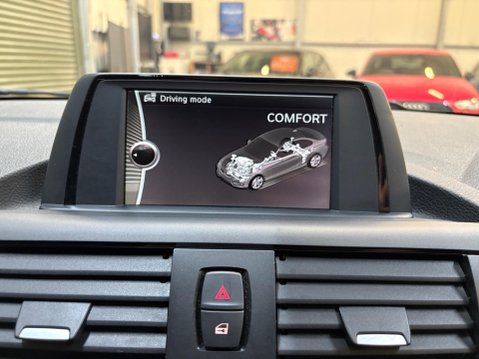 BMW 2 Series 2.0 220i SE Euro 6 (s/s) 2dr 35