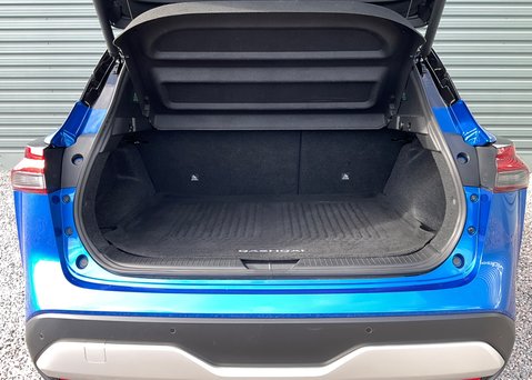 Nissan Qashqai DIG-T TEKNA PLUS MHEV 23