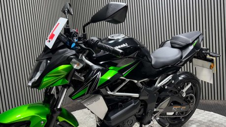 Kawasaki Z 2023 125CC NAKED BIKE MOT 10/27 WARRANTY SERVICED 1 OWNER 10