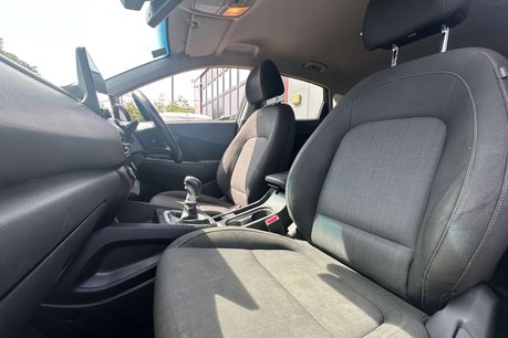 Hyundai KONA 1.0 T-GDi MHEV Premium SUV 5dr Petrol Hybrid Manual Euro 6 (s/s) (120 ps) 21