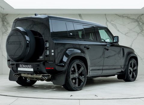 Land Rover Defender 110 V8 P525 3