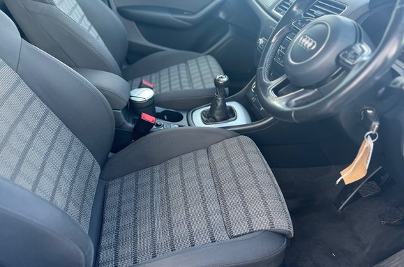 Audi Q3 2.0 TDI SE 23
