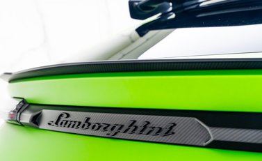 Lamborghini Urus PERFORMANTE 54