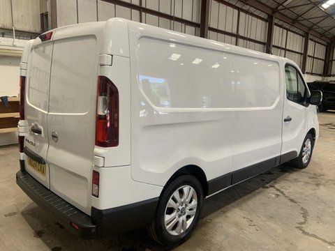 Nissan Primastar DCI TEKNA L2H1 5
