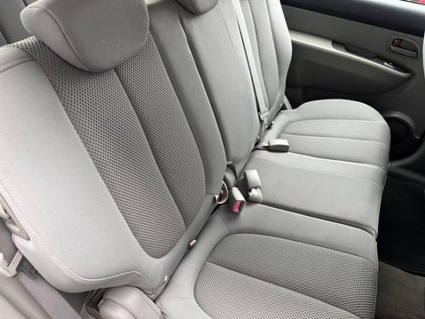 Kia Carens 2.0 CRDi SR 5dr (7 Seats) 12