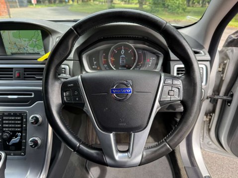 Volvo V70 2.0 V70 SE Luxury D4 Auto 5dr 28