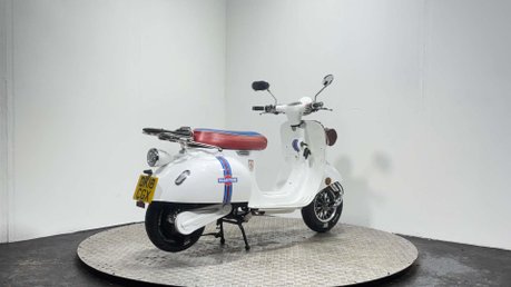 Artisan Ev ELECTRIC SCOOTER ESCOOTER 2018 3K WORKING ORDER RIDE AT 16 50CC 2