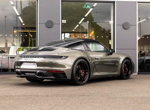 Porsche 911 Targa 4 GTS (992) 4
