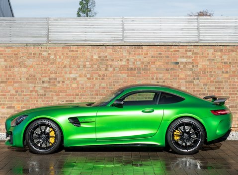 Mercedes-Benz AMG GT R GT R 2