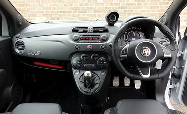 Abarth 595 C Competizione 16