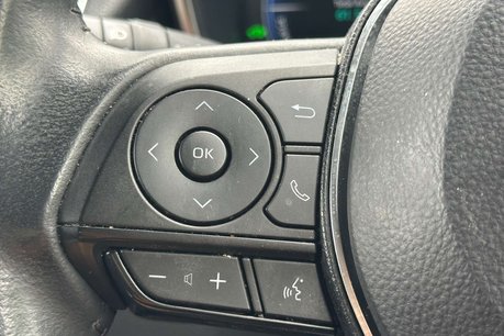 Toyota Corolla 2.0 VVT-h Icon Hatchback 5dr Petrol Hybrid CVT Euro 6 (s/s) (196 ps) 25
