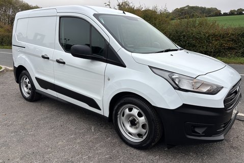 Ford Transit Connect 220 Leader DCIV Selectshift Auto - Sat Nav / 5 Seats / Rear Camera 5