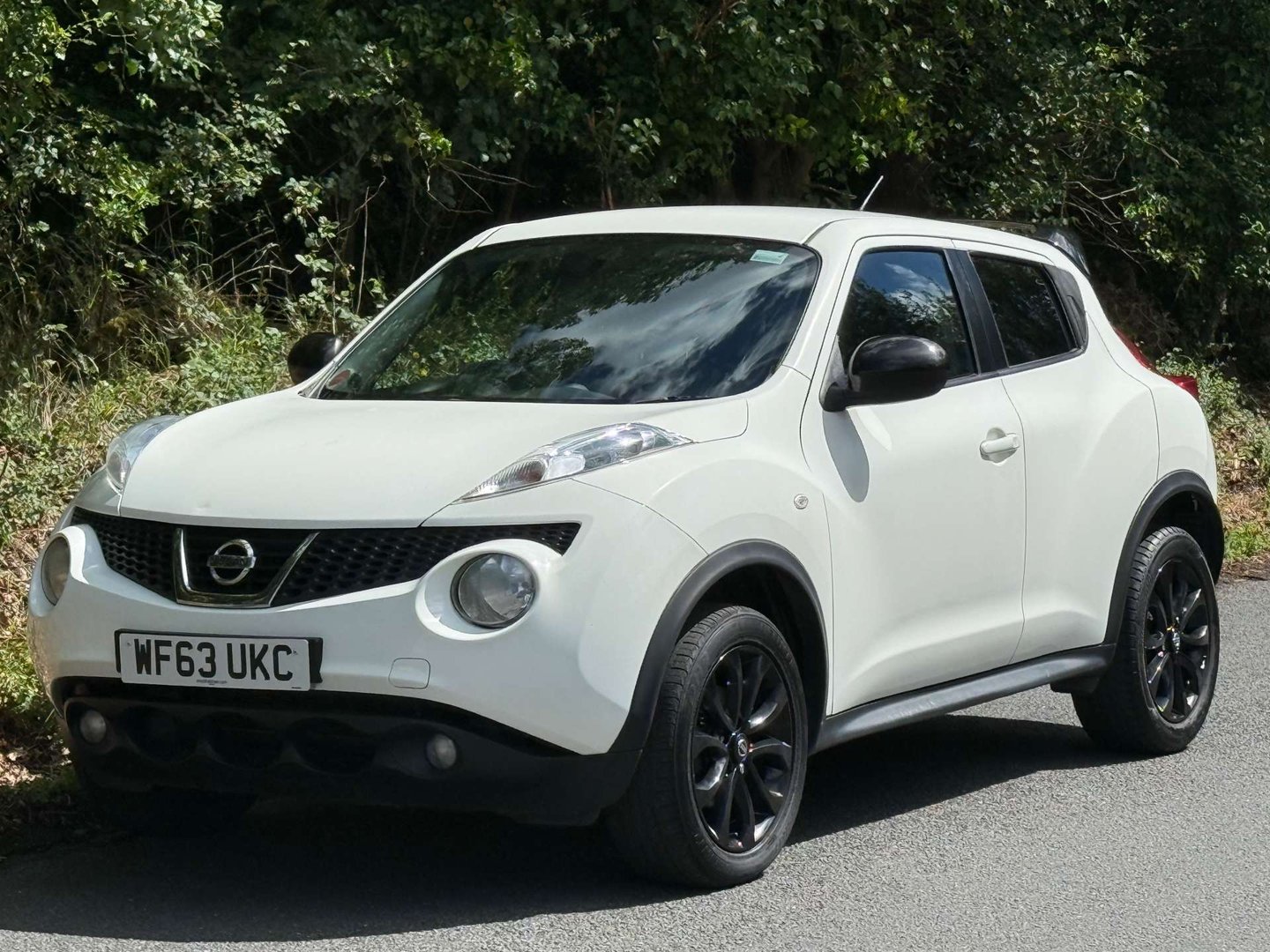 Nissan Juke listing photo