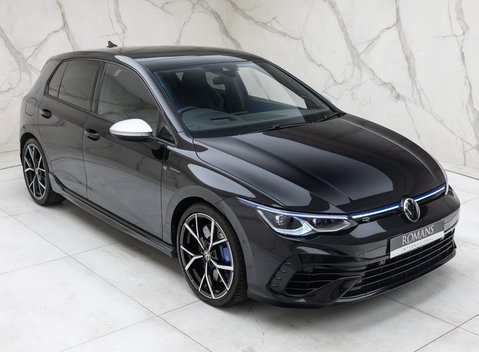 Volkswagen Golf R TSI 4MOTION 11