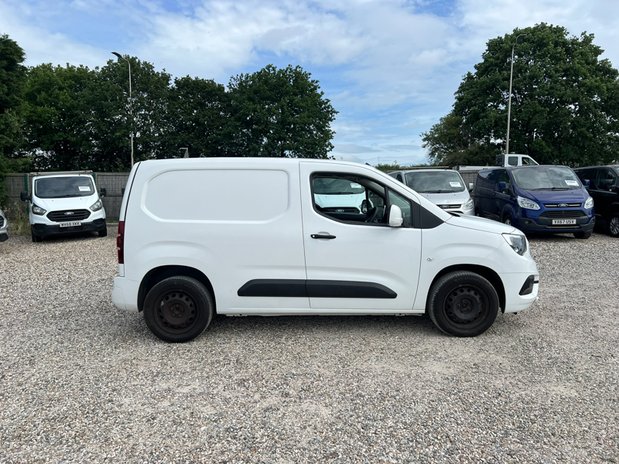 Vauxhall Combo SWB L1H1 Low Roof Sportive Air Con Sensors EURO 6 NO VAT 5