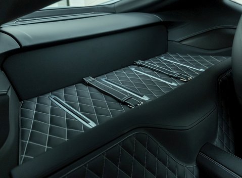 Ferrari 812 Superfast 13