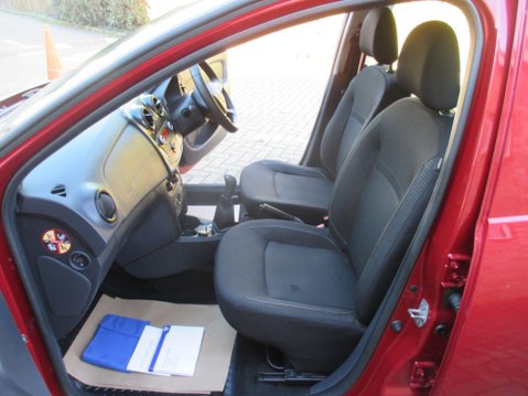 Dacia Sandero 1.0 SCe Ambiance Euro 6 5dr 26