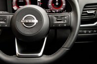 Nissan Qashqai DIG-T N-CONNECTA MHEV 19