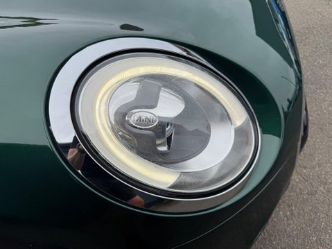 Mini Hatch COOPER S 23