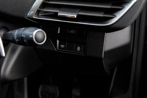 Peugeot 3008 PURETECH S/S GT LINE PREMIUM 16