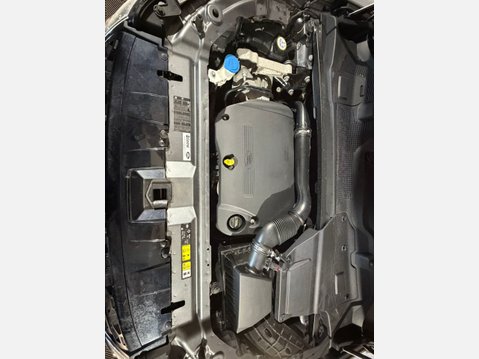 Land Rover Discovery Sport SD4 HSE 9