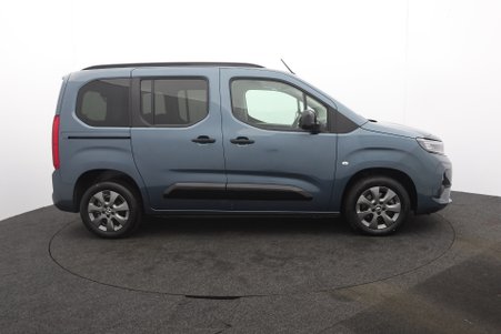 Vauxhall Combo Life 5dr 100kW Ultimate 52kWh Electric Automatic (11kW Charger)