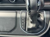 Volkswagen Transporter Crew Cab AUTO SWB L1H1 T32 Sportline Air Con Alloys Sensors EURO 6 NO VAT 42