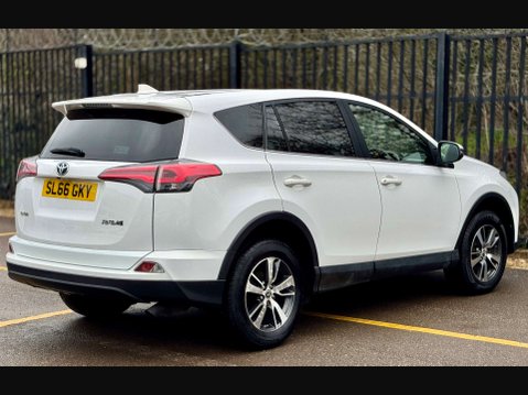 Toyota Rav4 2.0 RAV4 Active D-4D 4x2 5dr 39