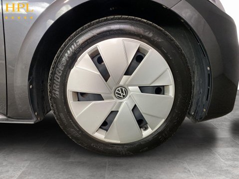 Volkswagen ID.3 Pro Performance 58kWh Style Hatchback 5dr Electric Auto (204 ps) Air Con - 10