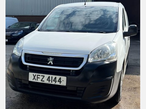 Peugeot Partner 1.6 eHDi 750 SE Panel Van 4dr Diesel Manual L2 (s/s) (128 g/km, 90 bhp) 27