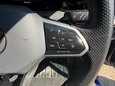 Volkswagen Golf R-LINE ETSI DSG 38