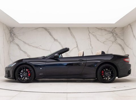 Maserati Grancabrio SPORT 4