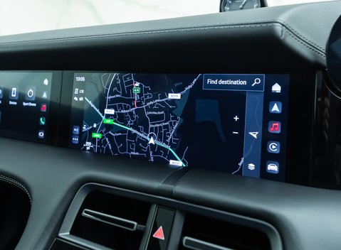 Porsche Taycan Turbo S Sport Turismo 22