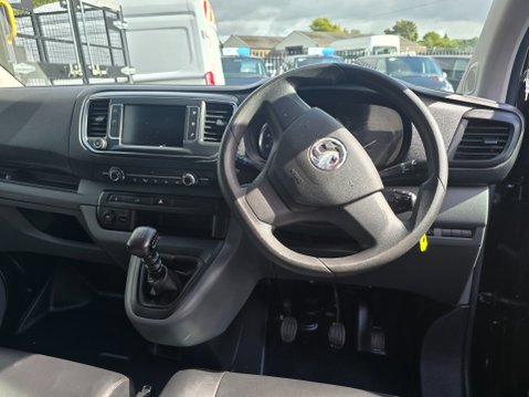 Vauxhall Vivaro L2H1 2900 DYNAMIC S/S 9
