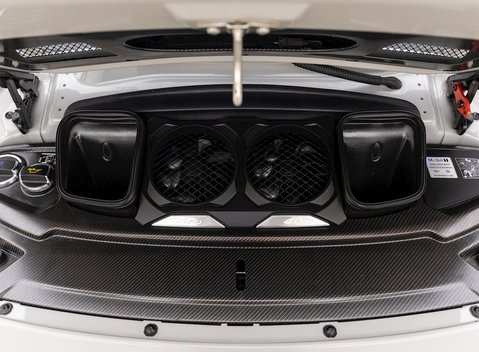 Porsche 911 GT3 (991.2) 28