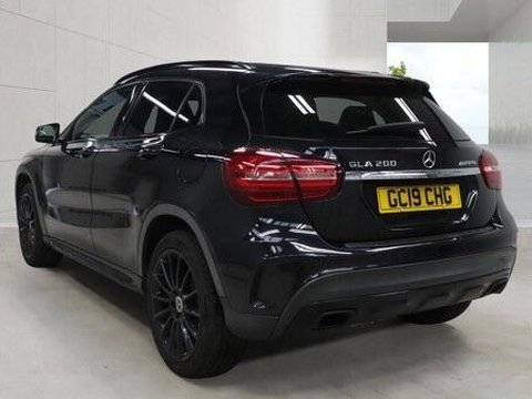 Mercedes-Benz GLA 1.6 GLA200 AMG Line Edition 7G-DCT Euro 6 (s/s) 5dr 3