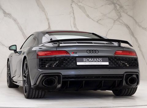 Audi R8 V10 Performance Carbon Black 5