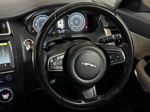Jaguar E-Pace S D150 AWD AUTOMATIC 13