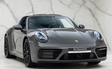 Porsche 911 Targa 4 GTS (992) 2