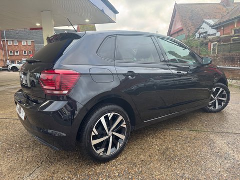 Volkswagen Polo 1.0 TSI BEATS DSG AUTOMATIC 2