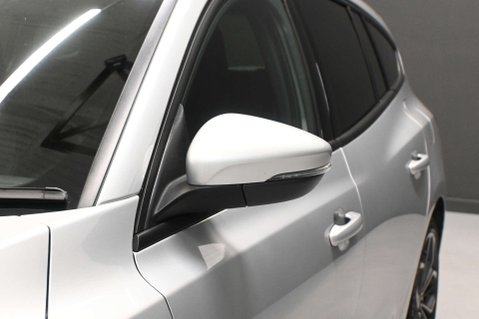 Ford Focus 1.0 Focus ST-Line X mHEV Auto 5dr 38