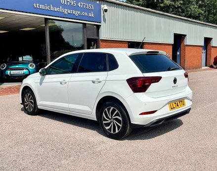 Volkswagen Polo 1.0 Polo Life TSi Semi-Auto 5dr 9